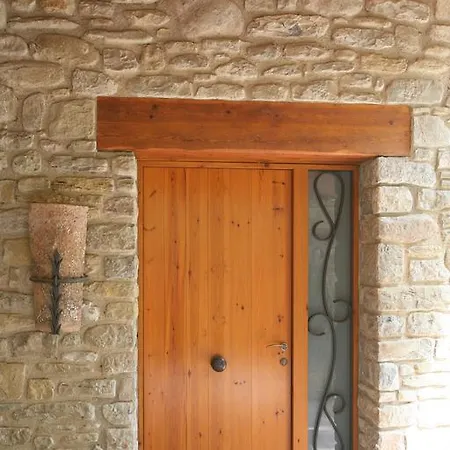 Kır Evi Entre Roures